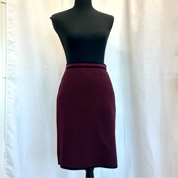 KARL Lagerfeld red Burgundy black geometric print knit pencil skirt Sz M NWT - Picture 11 of 11
